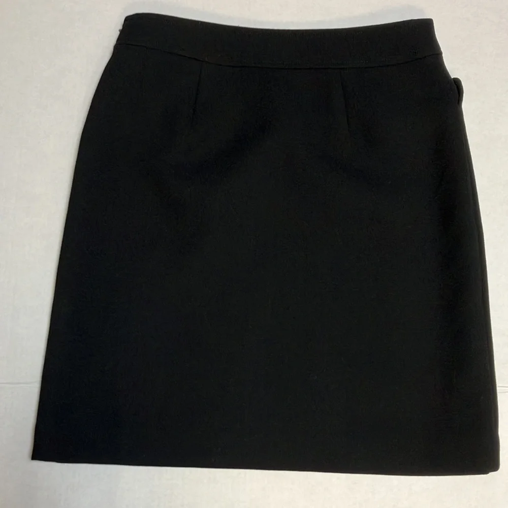 Talbots above the knee career petite black skirt size 4p excellent condition - Picture 2 of 4